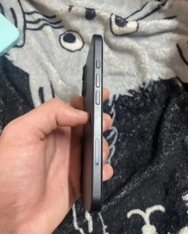 Продам iPhone 16 - Смартфоны (Электроника) в Москва