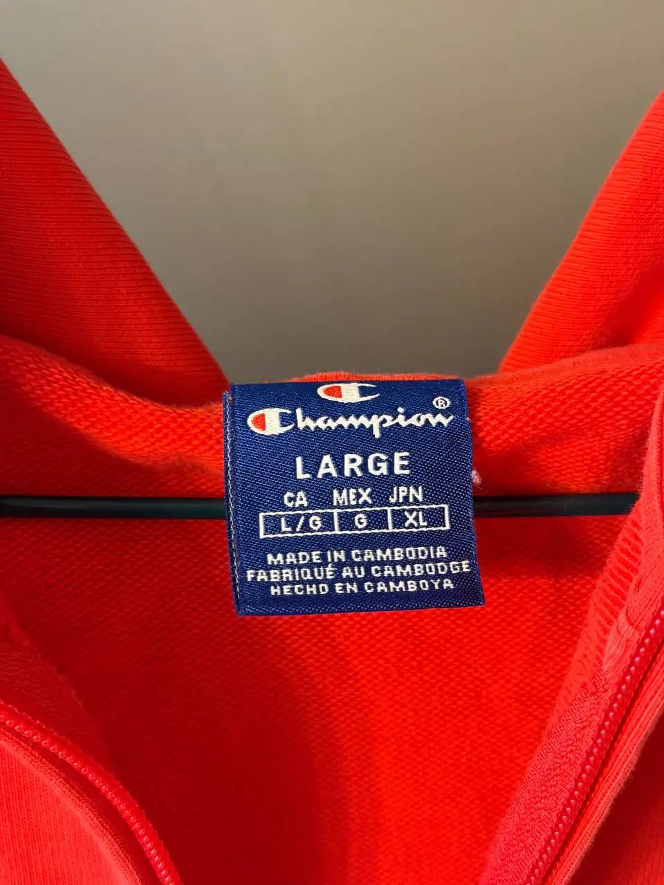 Худи Champion красное размер L/XL - Худи (Одежда) в Москва