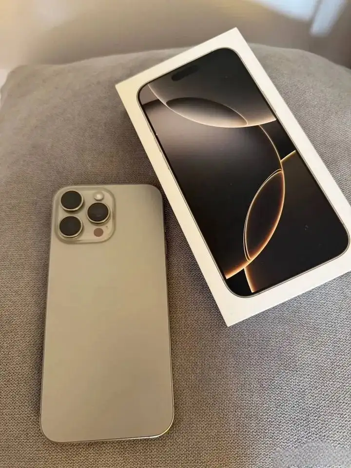 Продам Iphone 16 pro max 1tb - Смартфоны (Электроника) в Москва