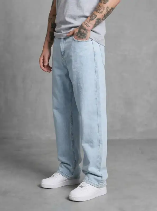 Продажа мужских и женских джинсов оптом - Джинсы (Одежда) в Москва