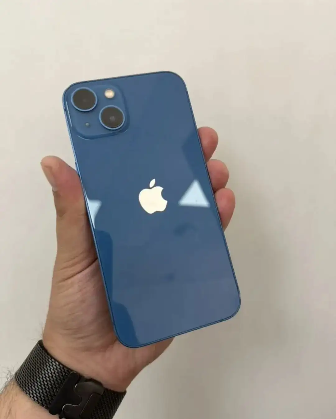 Продам iPhone 13 128 Гб - Смартфоны (Электроника) в Москва