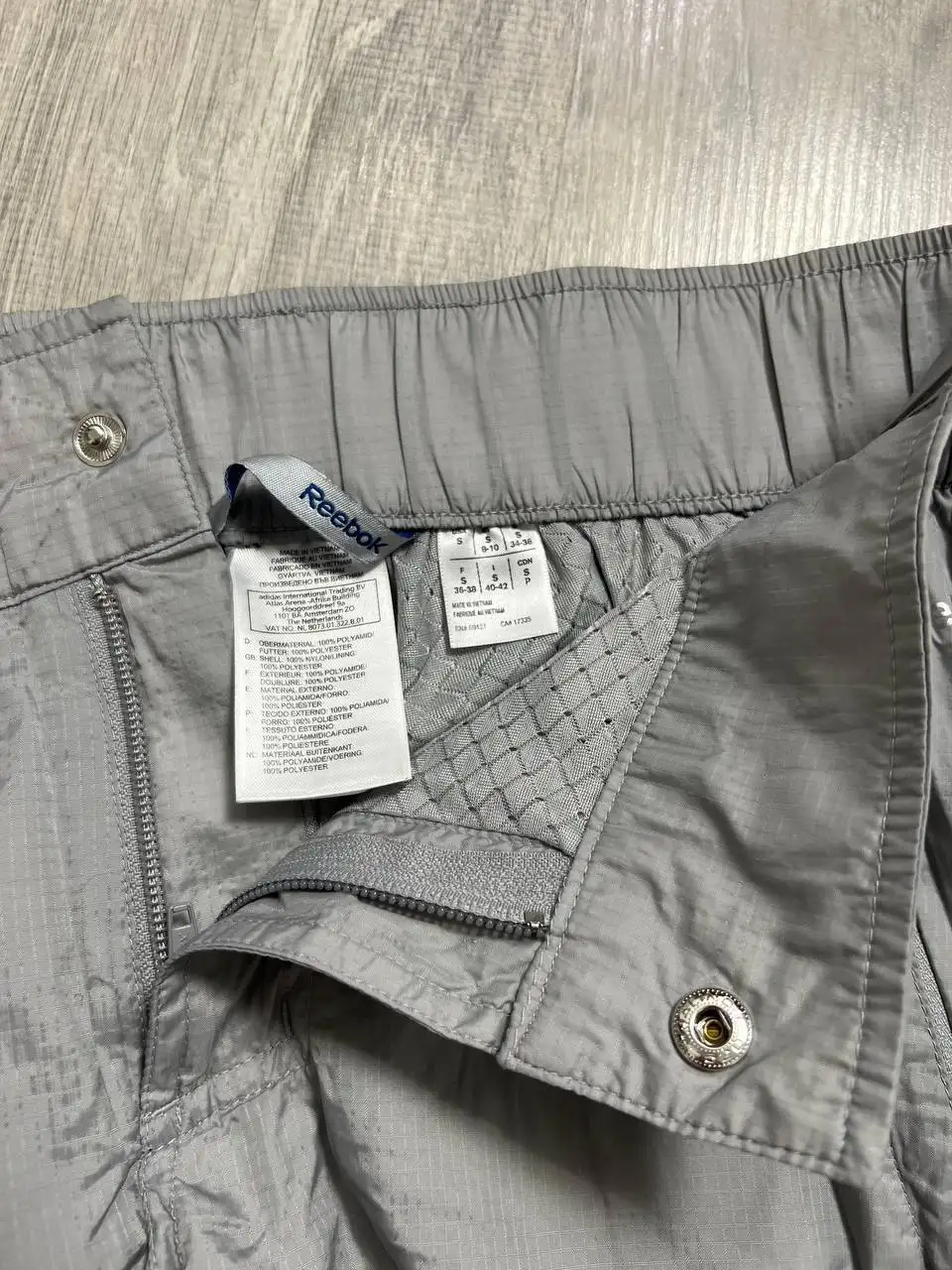 Новые спортивные брюки Reebok, размер S - Мужская одежда (Одежда) в Москва