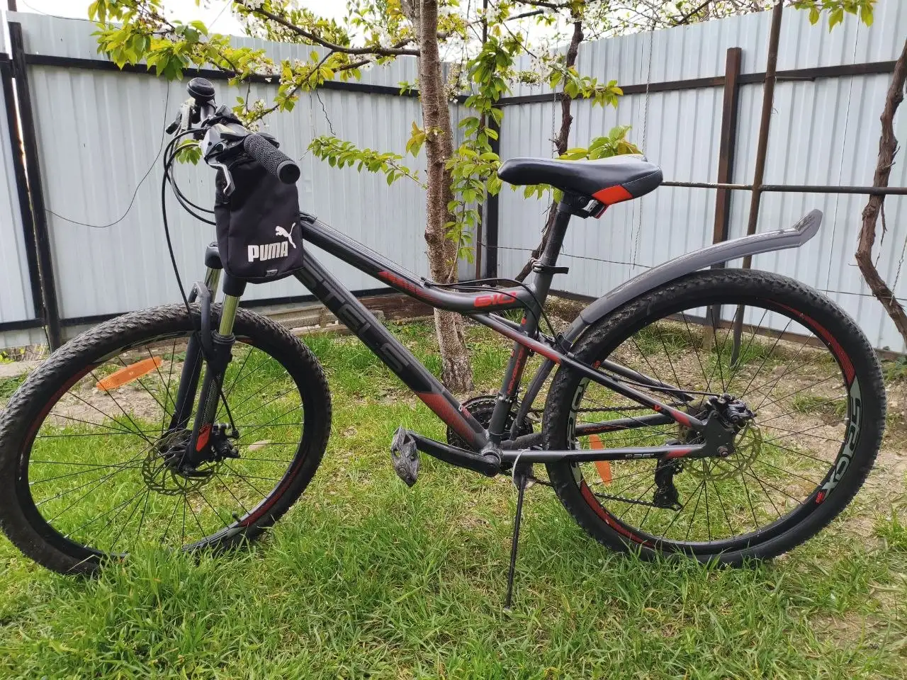 В продаже - Барахолка в Москва