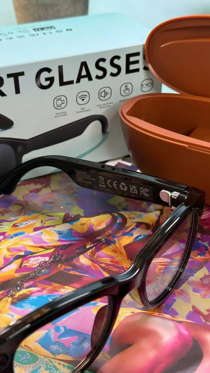 Умные очки с камерой как RayBan с зарядным футляром - Барахолка в Москва