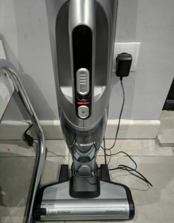Беспроводной ручной пылесос Bosch Readyy'y Lithium BBHL21435 - Барахолка в Красногорск