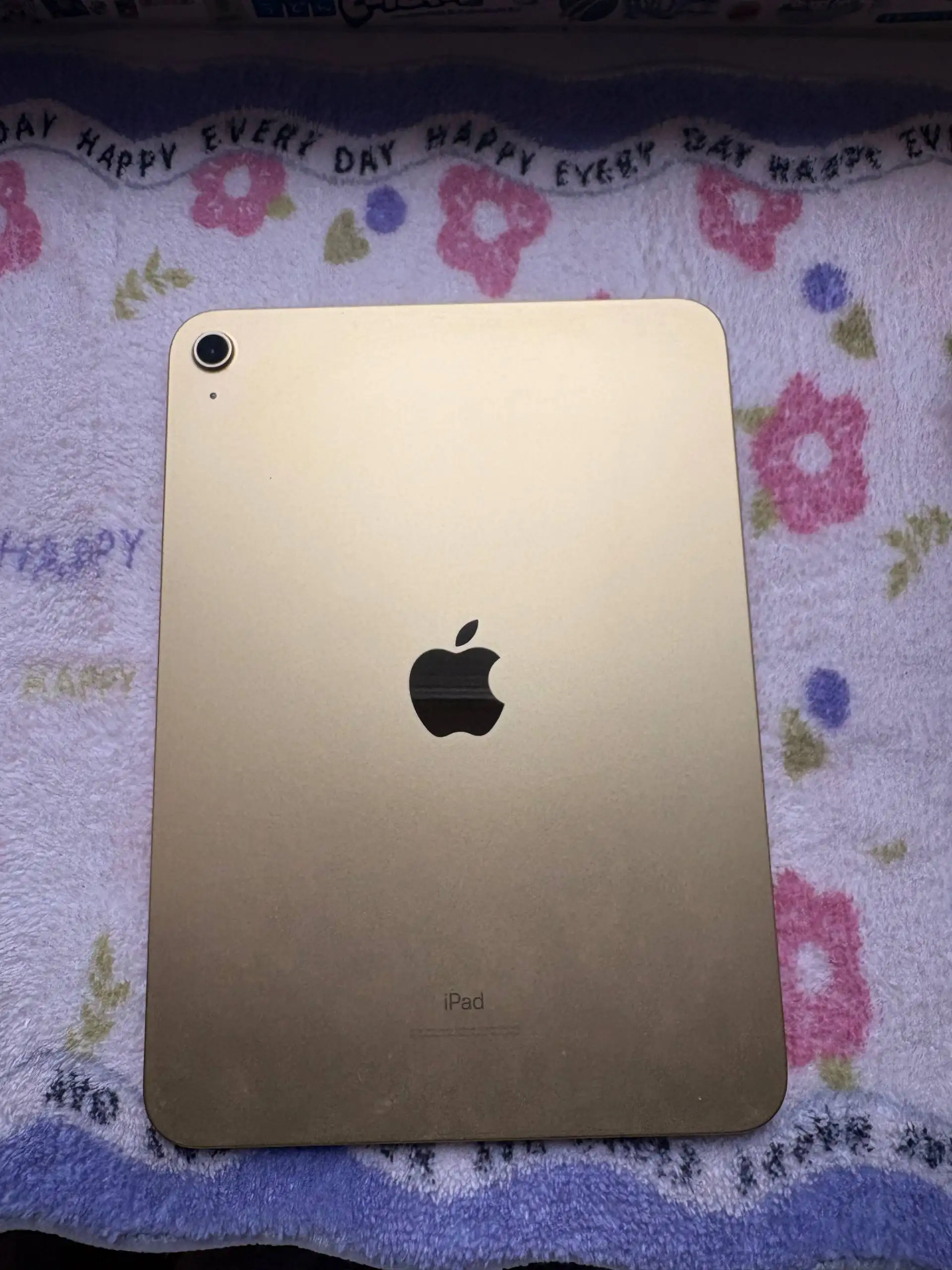 Продам iPad 10.9 2022 - Электроника в Москва