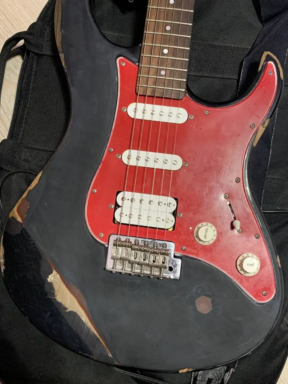 Электрогитара Yamaha Pacifica + процессор + комбик (ПОЛНЫЙ КОМПЛЕКТ) - Музыкальные инструменты (Хобби и отдых) в Москва