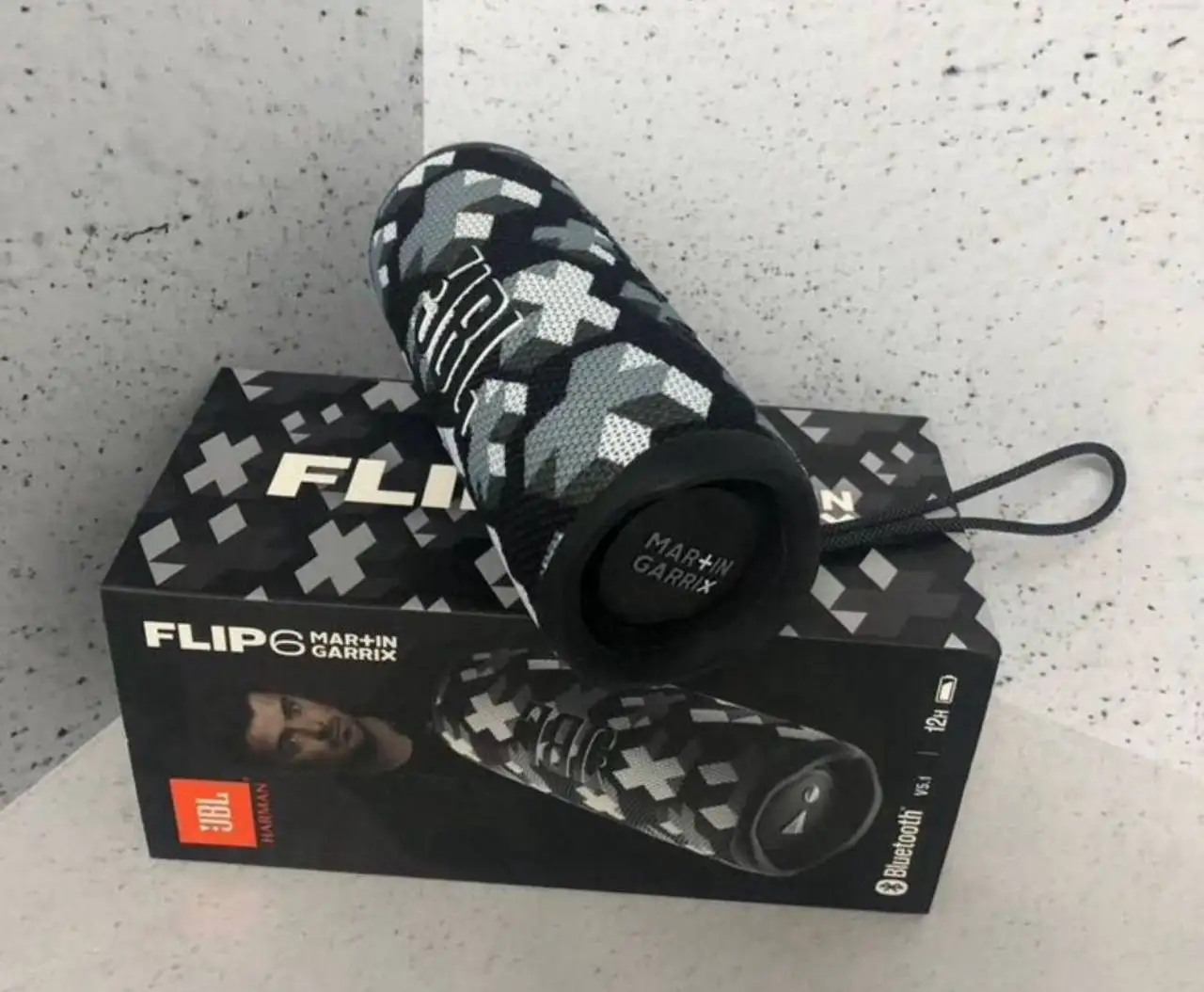 Колонка JBL Flip 6 (Новая) - Портативные колонки (Электроника) в Москва