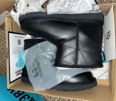 Угги Ugg оригинал 38 размер - Одежда в Москва