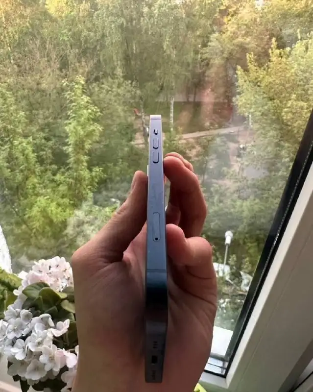 iPhone 13 128GB б/у - Смартфоны (Электроника) в Москва