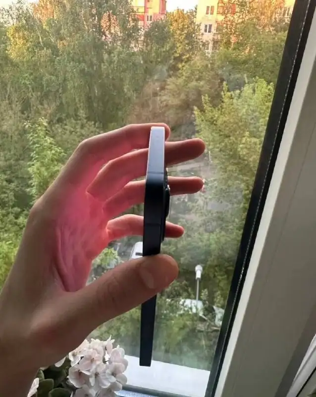iPhone 13 128GB б/у - Смартфоны (Электроника) в Москва