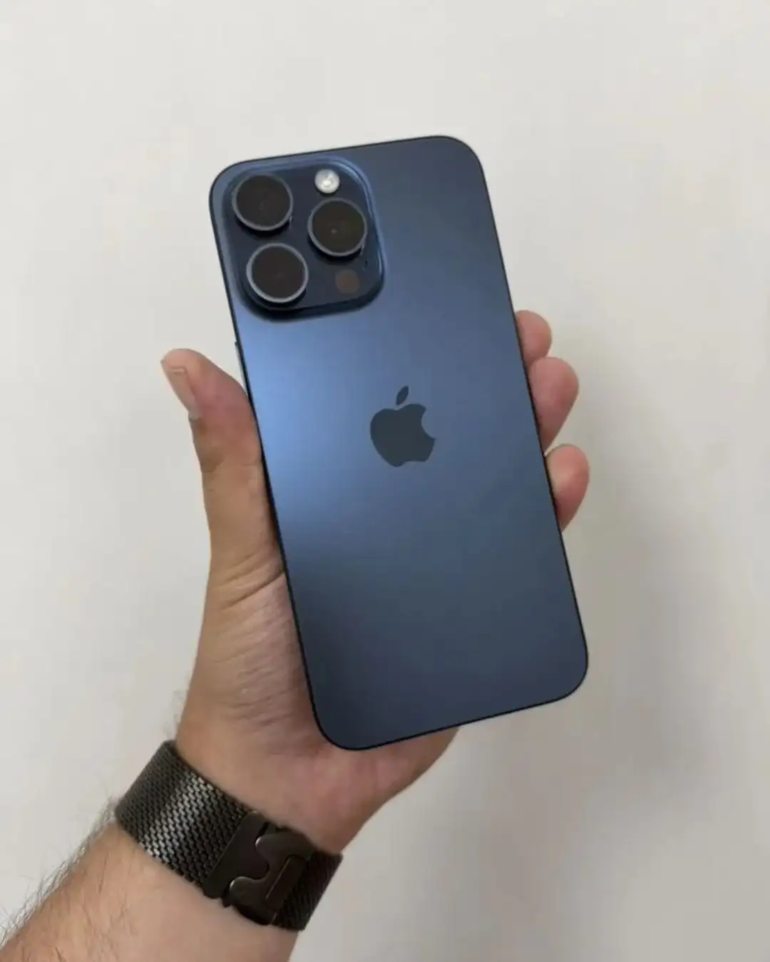 iPhone 15 Pro Max 1024GB - Смартфоны и гаджеты (Электроника) в Москва