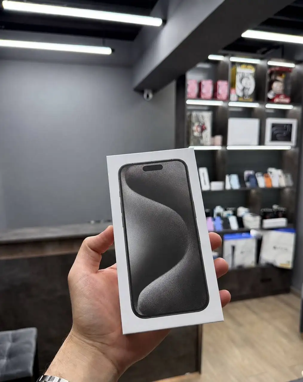iPhone 15 Pro 256GB SIM+eSIM Серый - Смартфоны и гаджеты (Электроника) в Москва