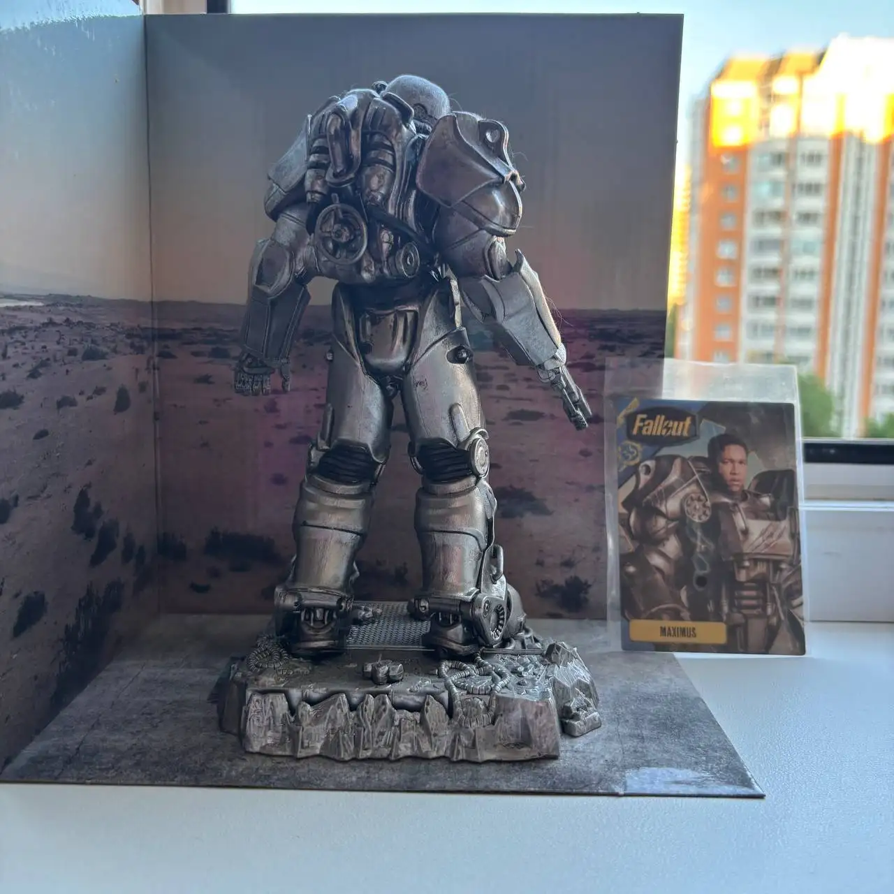 Коллекционная фигурка MAXIMUS из Fallout - Коллекционные фигурки (Хобби и отдых) в Москва