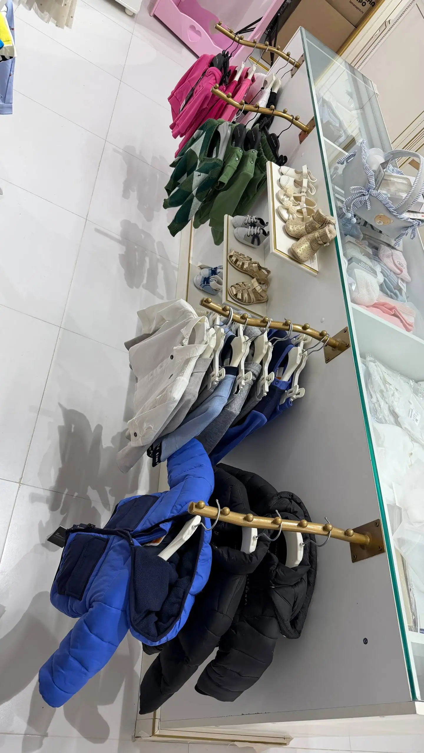 Продам комод для витрины - Мебель (Для дома и дачи) в Москва