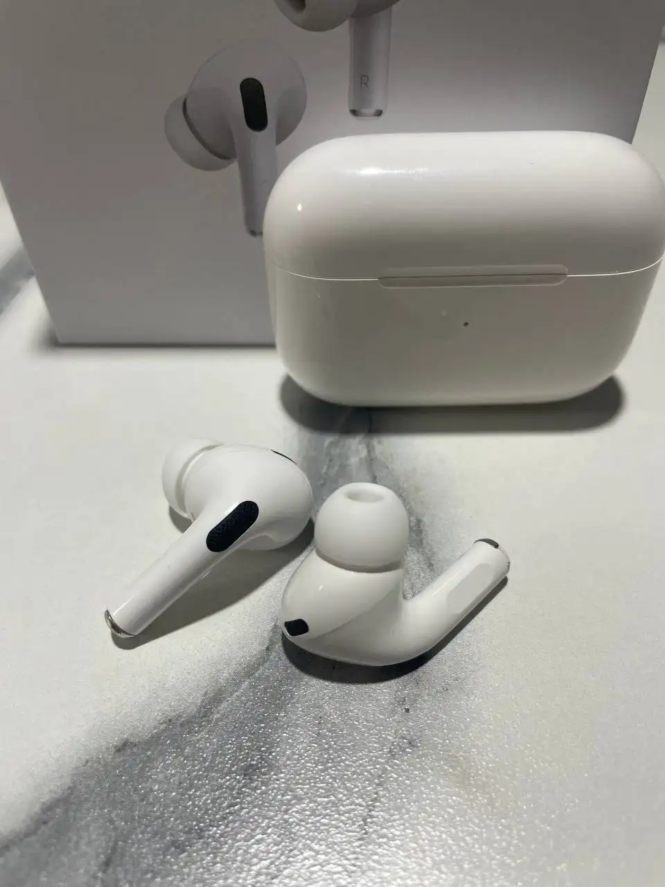 AirPods Pro 2 новые в пломбе - Наушники и аудиотехника (Электроника) в Москва