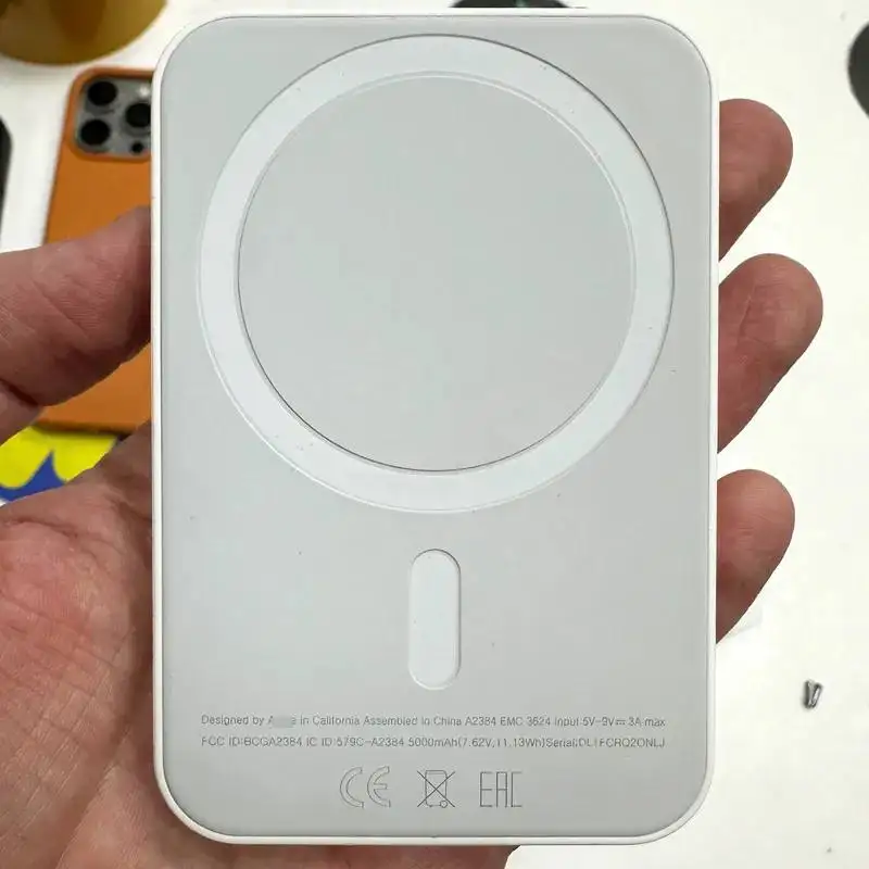 Apple Battery Pack - Аккумуляторы (Электроника) в Москва