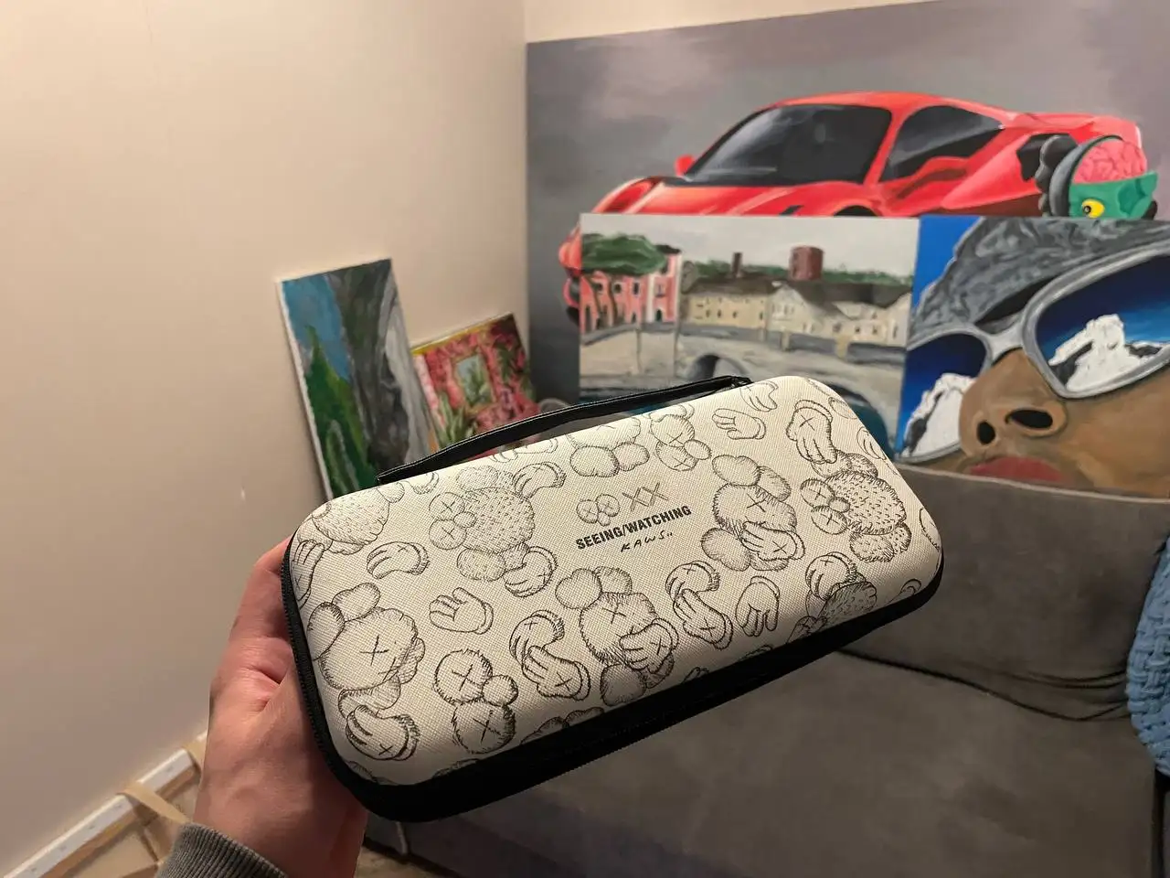 Продам Nintendo Switch OLED с джойконами, картой памяти 512GB и чехлом - Игры и приставки (Хобби и отдых) в Москва