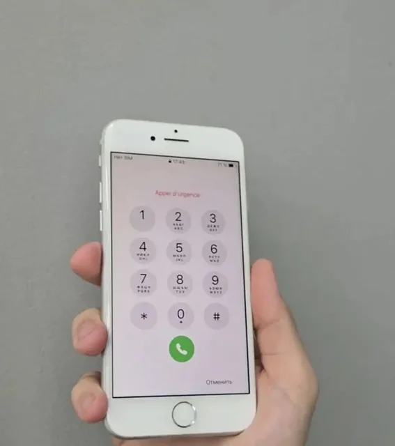 iPhone 8 128 ГБ в отличном состоянии - Уход за волосами в Москва