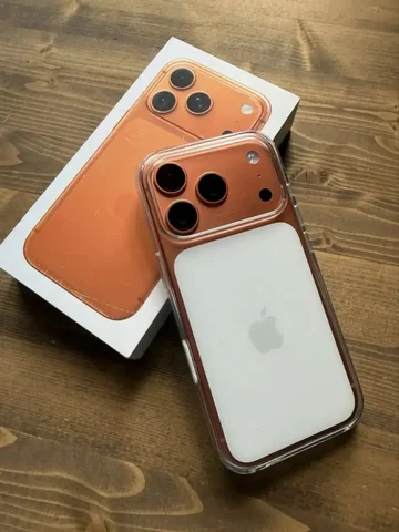 iPhone 17 Pro 256GB в идеальном состоянии - Аксессуары смартфона в Москва