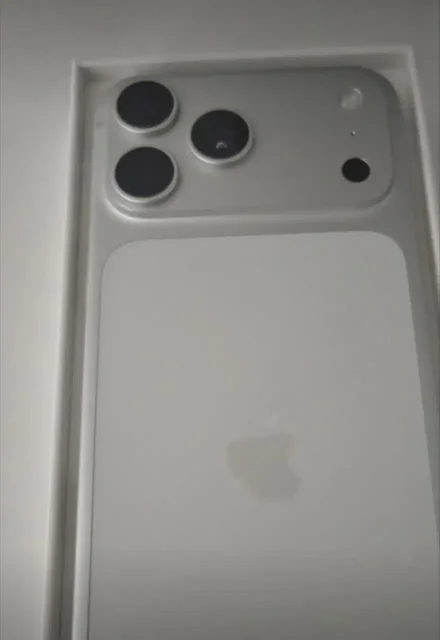 iPhone 17 Pro 512GB - Аксессуары для ноутбуков в Москва