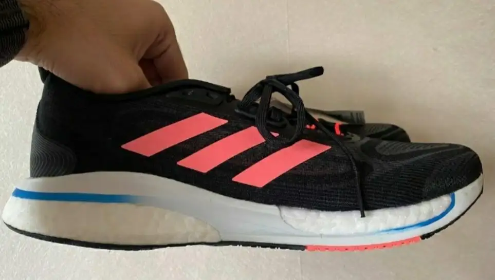 Женские кроссовки adidas новые, размер 38.5 - Обувь (Одежда) в Москва
