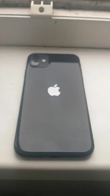 iPhone 11 - отличное состояние - Игровые аксессуары в Москва