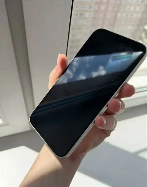 iPhone 13, 128 ГБ, SIM+eSIM - Офисная мебель в Москва