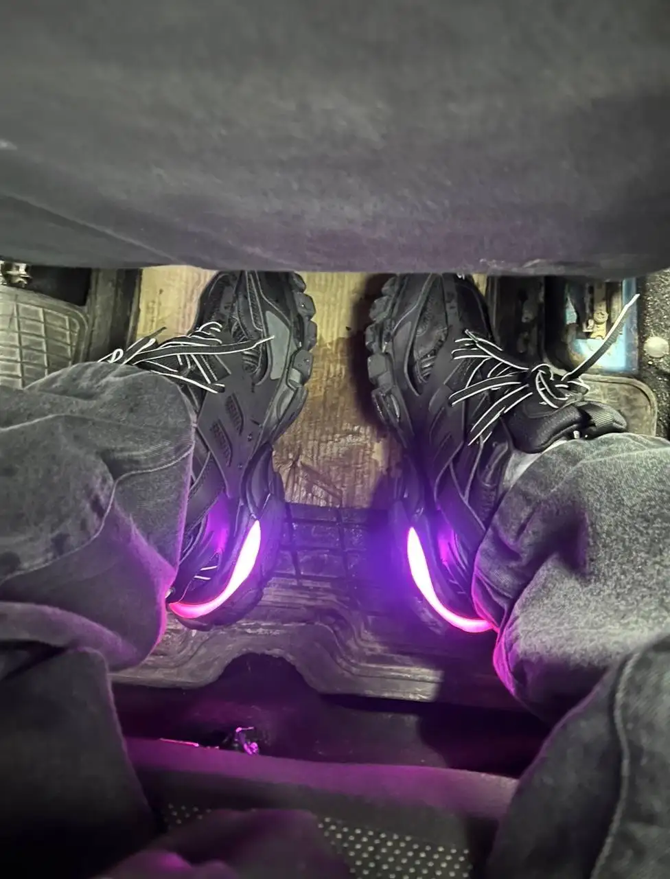 Balenciaga Track LED кроссовки - Обувь (Одежда) в Москва