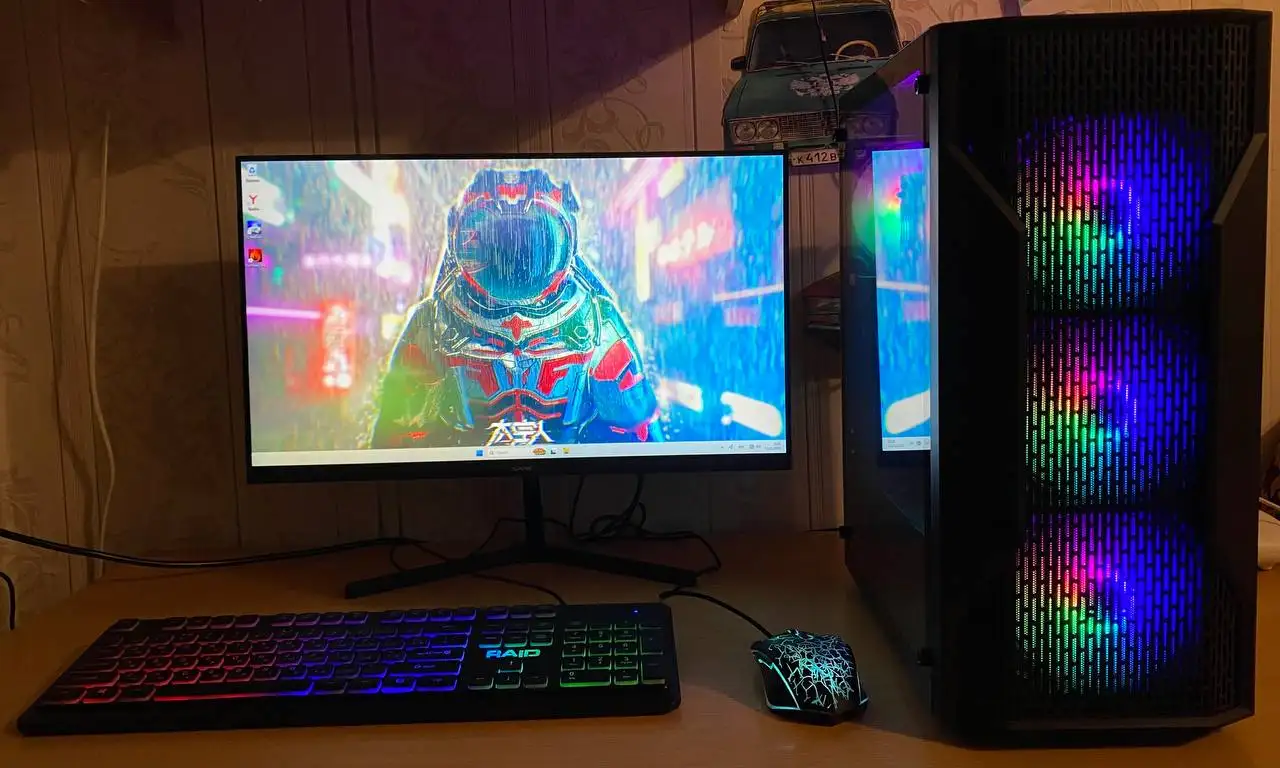 Игровой компьютер в сборе с монитором 24 дюйма - Компьютеры (Электроника) в Барнаул