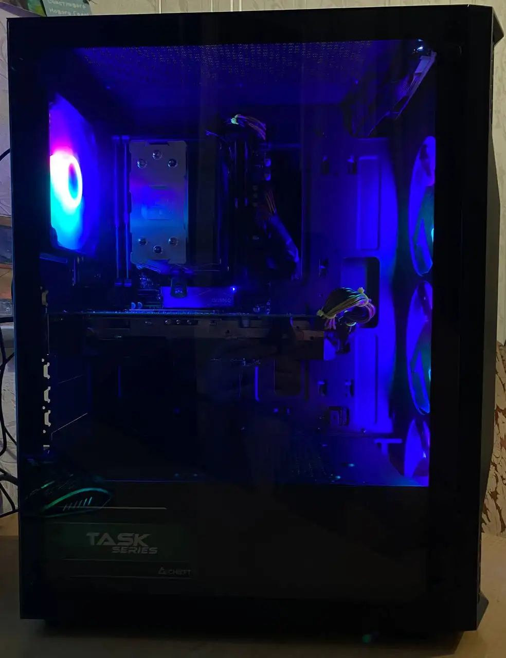 Игровой компьютер в сборе с монитором 24 дюйма - Компьютеры (Электроника) в Барнаул