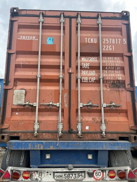 Морской контейнер 20 футов в Барнауле - Садовый инвентарь в Барнаул