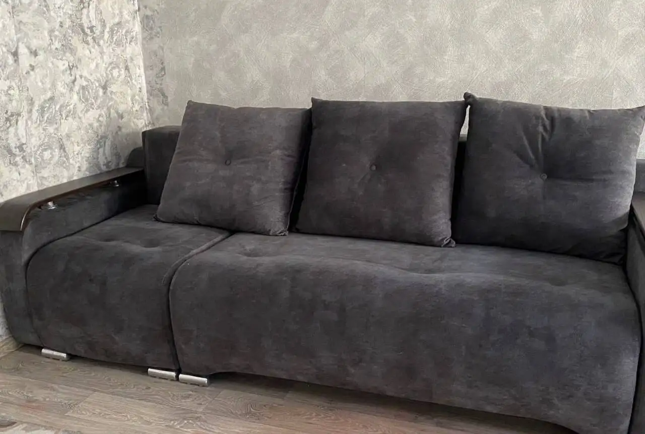 Продам угловой диван в хорошем состоянии - Мебель (Барахолка) в Барнаул