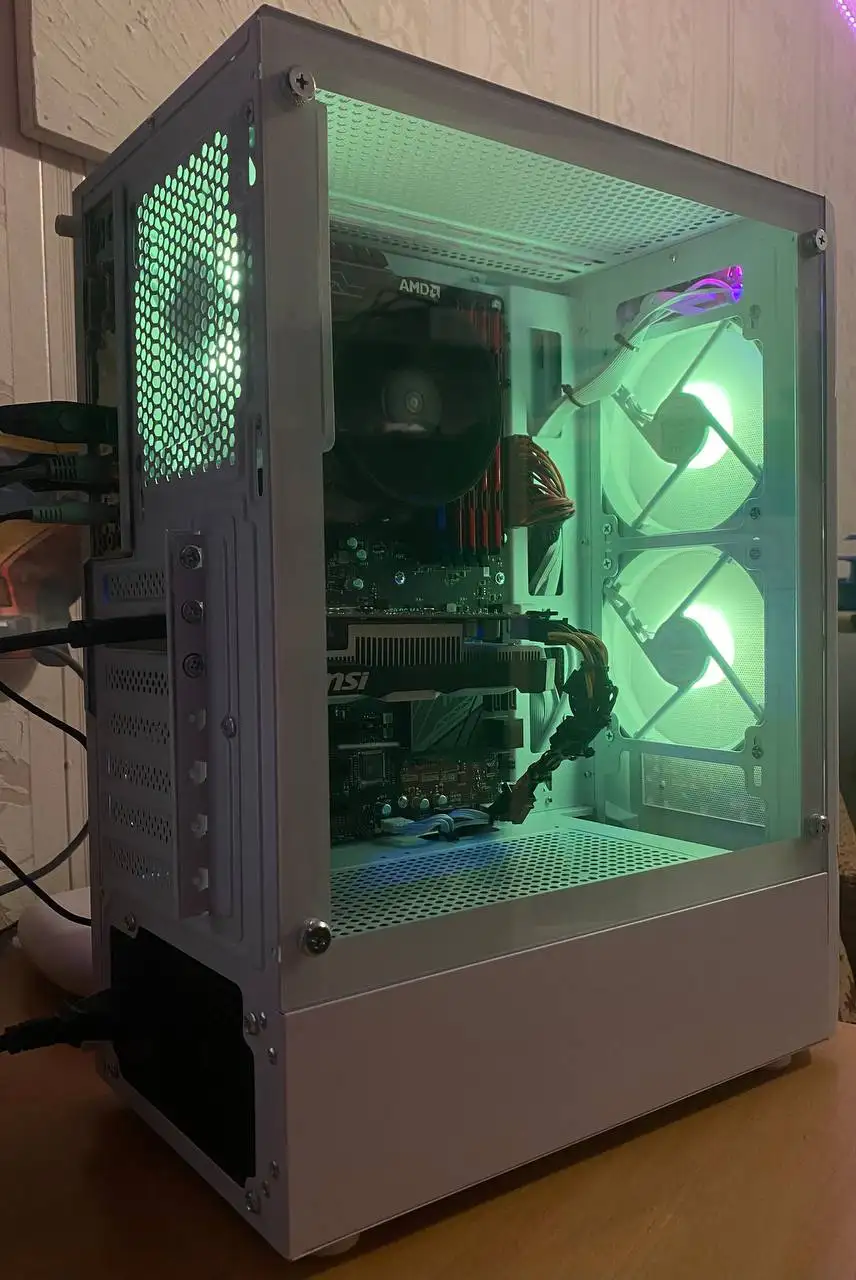 Игровой компьютер с монитором 24 дюйма и комплектующими - Компьютеры и комплектующие (Электроника) в Барнаул