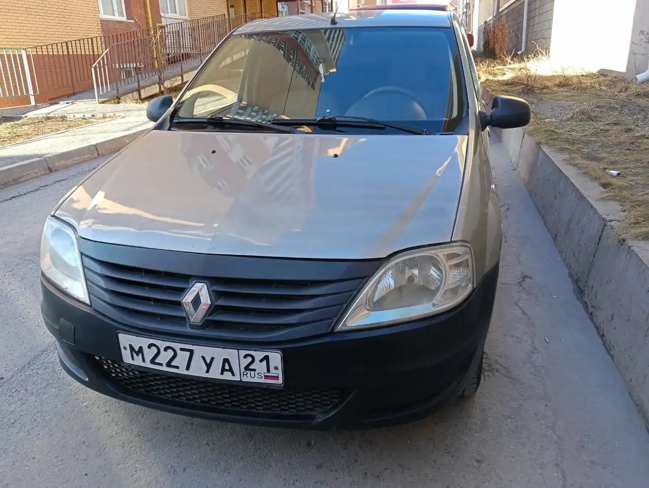 Логан 2011 года