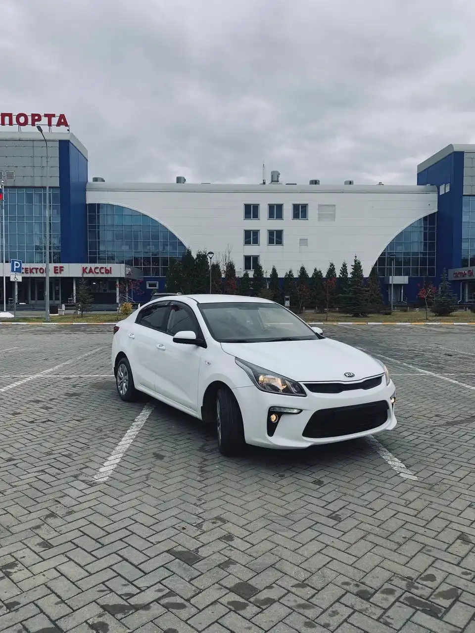 Продам автомобиль Kia Rio IV поколения