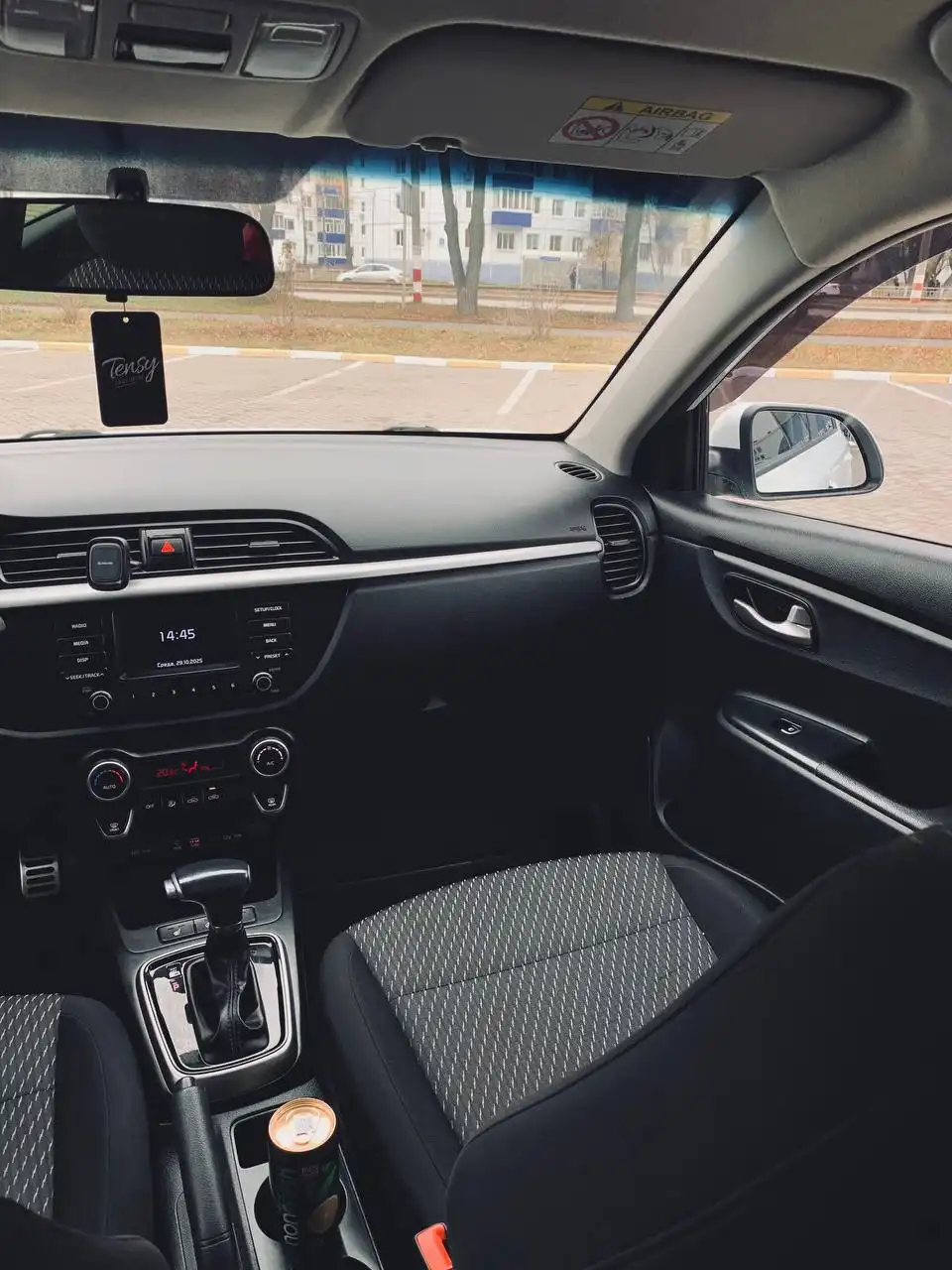 Продам автомобиль Kia Rio IV поколения