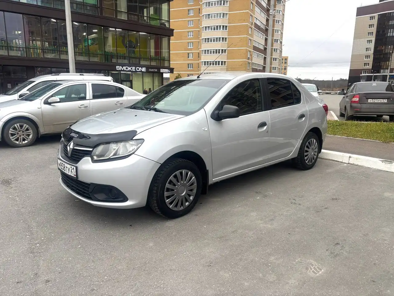 Автомобиль 2015 года