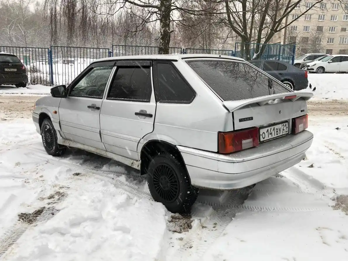 ВАЗ 2114 2004 года в хорошем состоянии