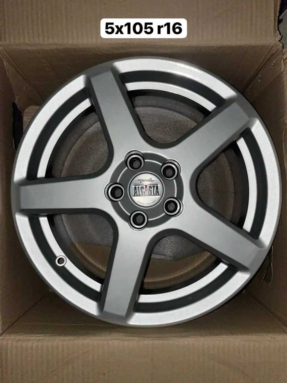 Продажа новых автомобильных дисков с указанной разболтовкой