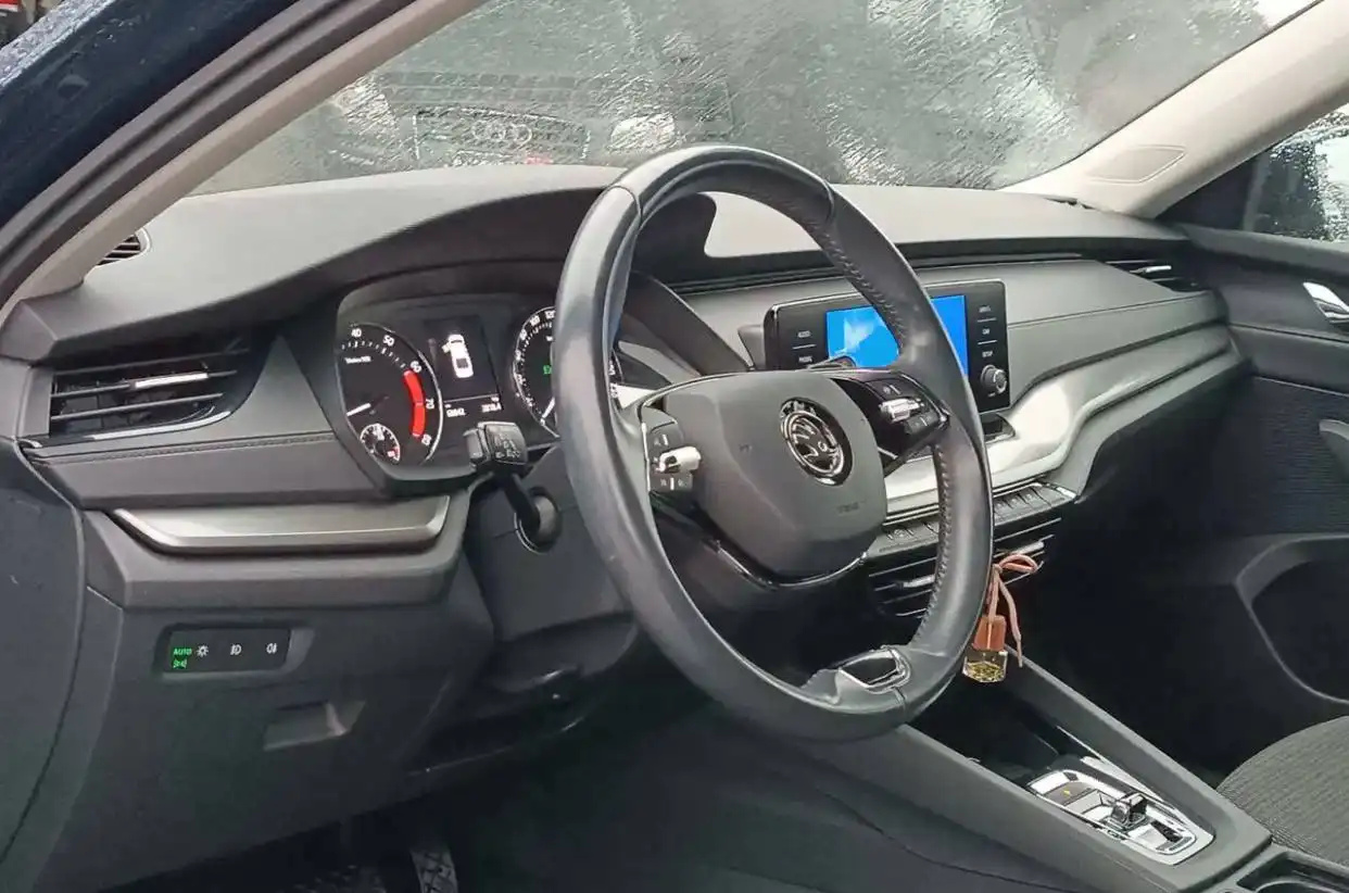 Skoda Octavia 2020 IV поколение A8 бензин 1.4 л