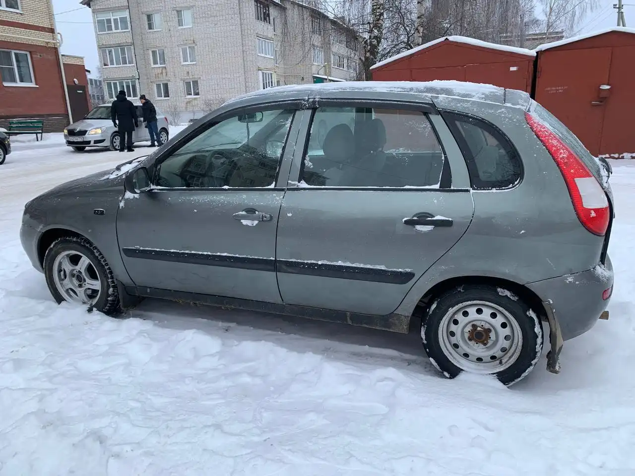 Продам Ладу Калину 7 года выпуска