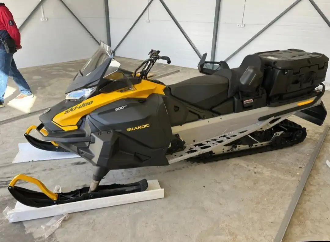 BRP Ski-Doo Skandic 600 снегоболотоход