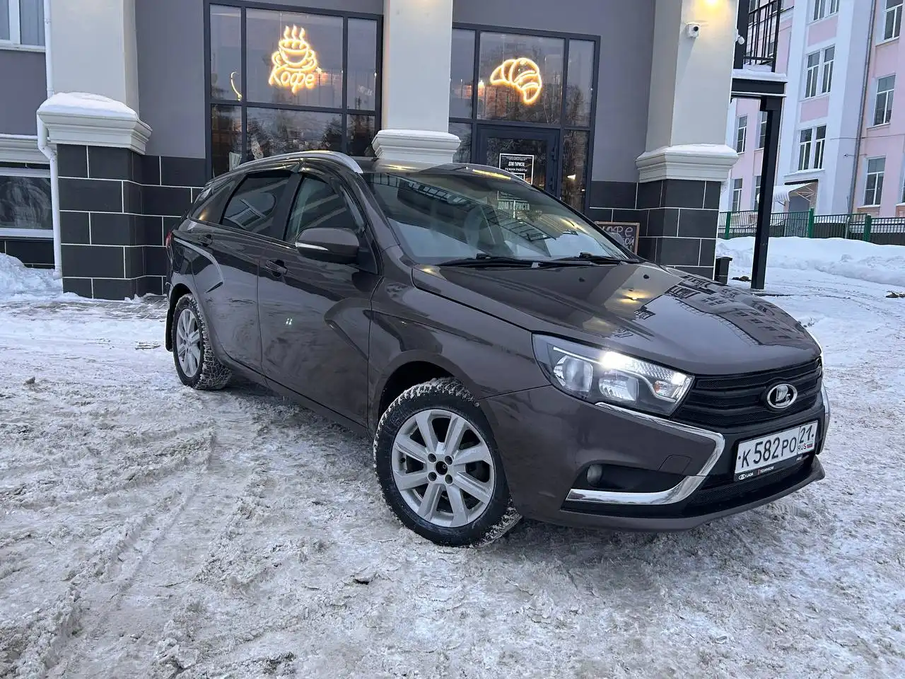 Продажа Lada Vesta SW 2020 года в максимальной комплектации