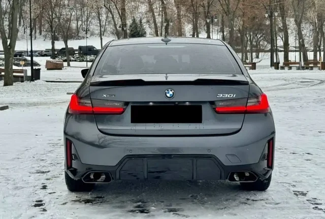 BMW 3 Series 2022 года в отличном состоянии - Услуги по авто в Чебоксары