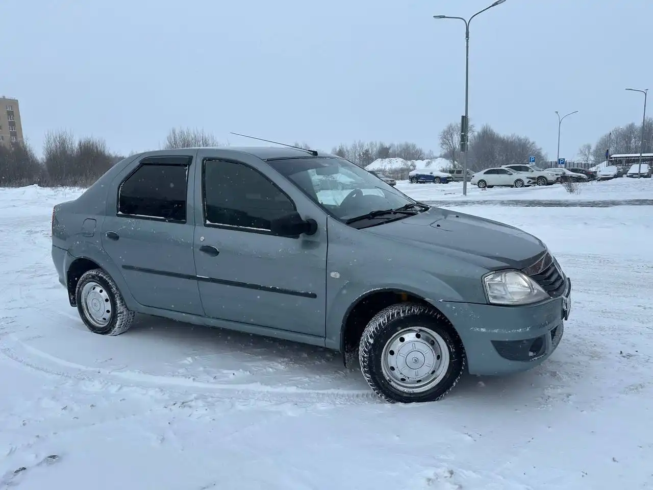 Продажа Рено Логан 2011 года - Авто в Чебоксары