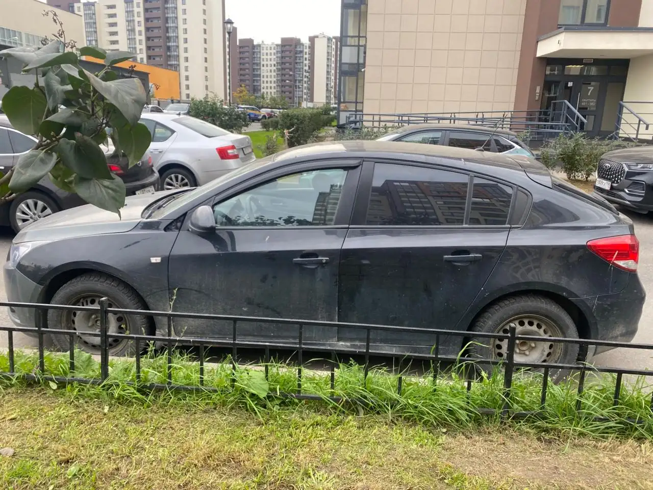 CHEVROLET CRUZE 2012 года на торгах по банкротству - Авто в Санкт-Петербург