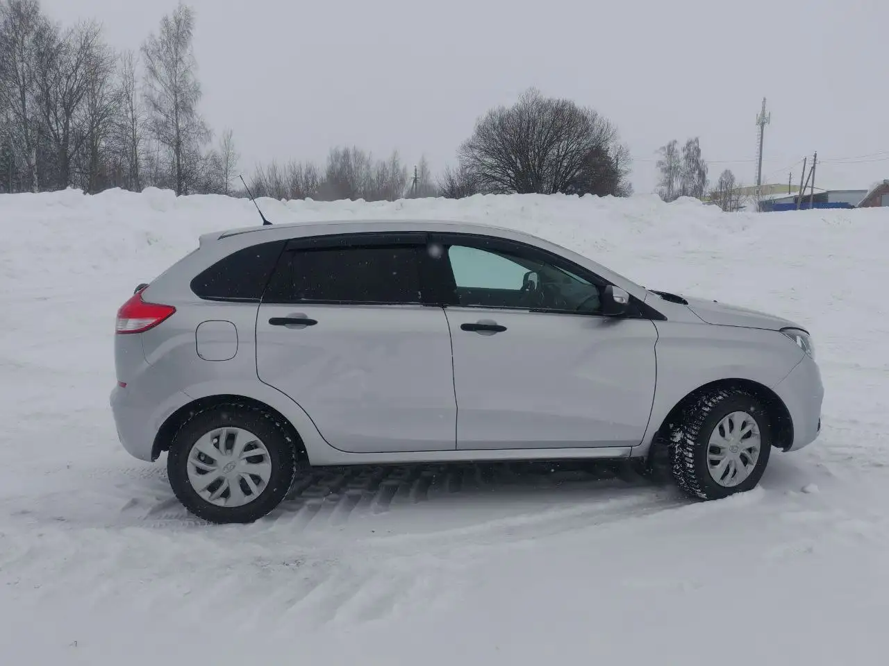 Lada Xray 2018 года выпуска с пробегом 130 тыс. км - Авто в Чебоксары