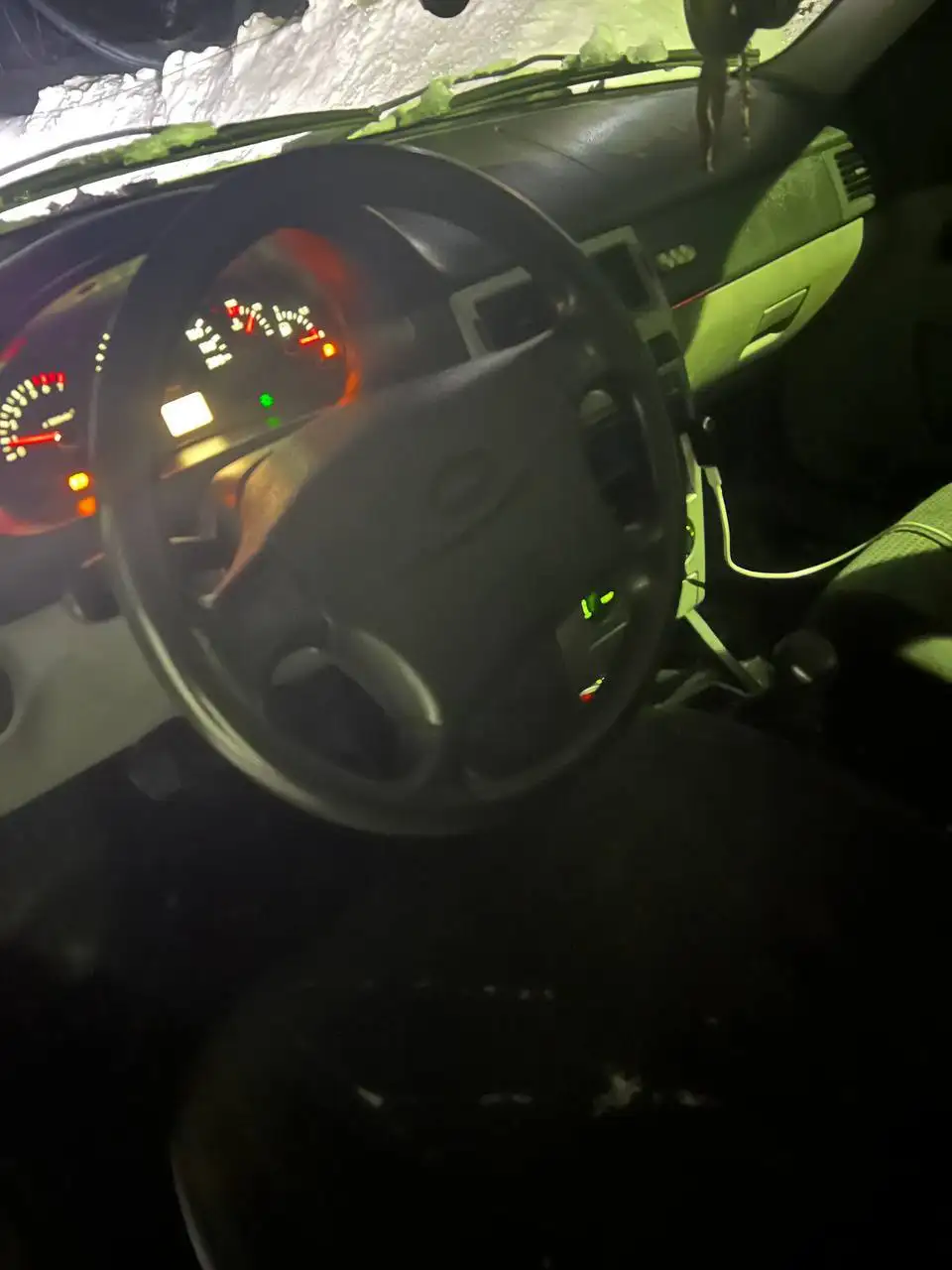 Продажа Лада Приора 2008 года с кондиционером и зимней резиной - Легковые автомобили (Авто) в Чебоксары