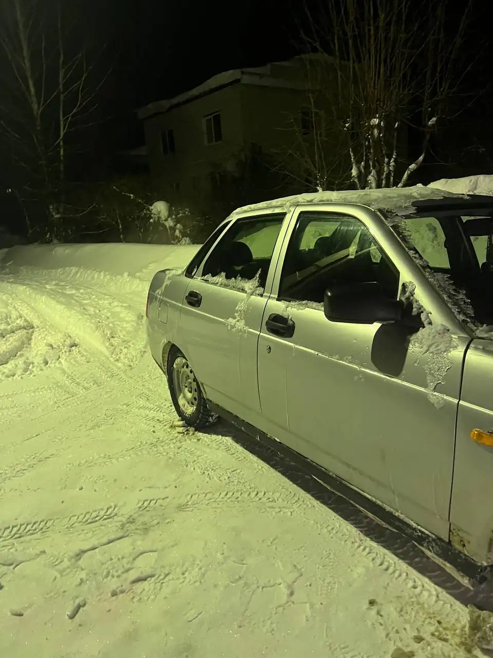 Продажа Лада Приора 2008 года с кондиционером и зимней резиной - Легковые автомобили (Авто) в Чебоксары